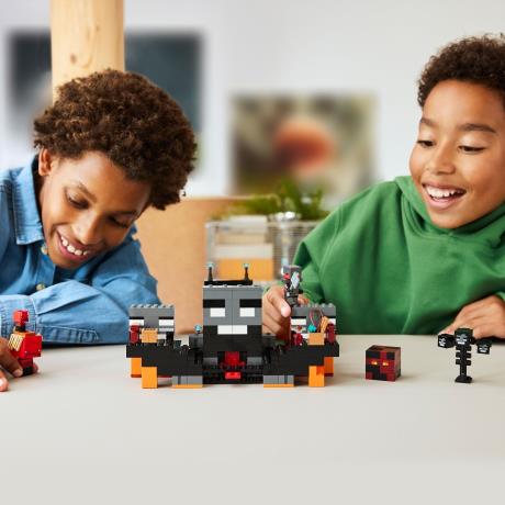 Конструктор LEGO Minecraft Битва за Визер 494 Детали  (21590) - фото 3