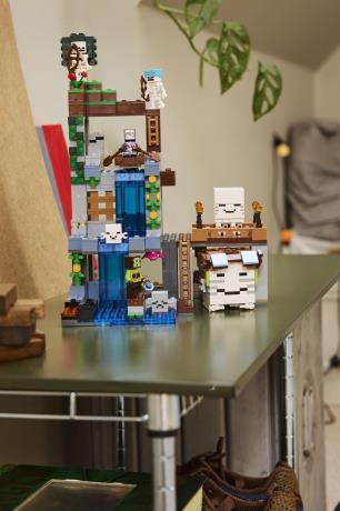 Конструктор LEGO® Minecraft™ Станция хозяев Геймерская игрушка для сюжетной игры, 754 детали (21597) - фото 3