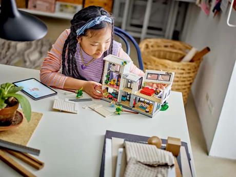 Конструктор LEGO Creator Сучасний будинок 939 деталей (31153) - фото 0