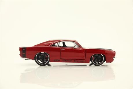 Автомодель в масштабі 1:24 - 1969 Dodge Charger R/T - фото 0