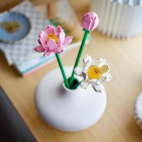 Конструктор LEGO Botanicals Квіти лотоса 220 деталей (40647) - фото 7