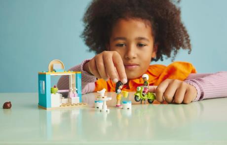 Конструктор LEGO Friends Магазин пончиків 63 деталі (41723) - фото 0