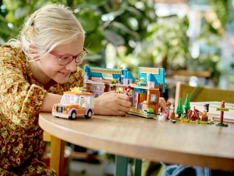 Конструктор LEGO Friends Крихітний мобільний будиночок 785 деталей (41735) - фото 0