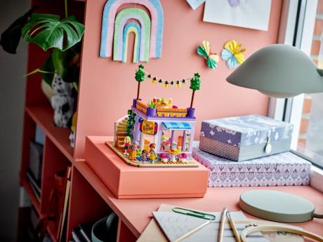 Конструктор LEGO Friends Хартлейк-Сіті Громадська кухня 695 деталей (41747) - фото 0