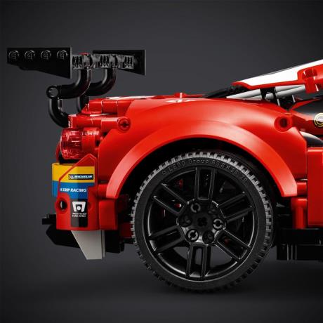 Конструктор LEGO Technic Ferrari 488 GTE AF Corse #51 1677 деталей (42125) - фото 0