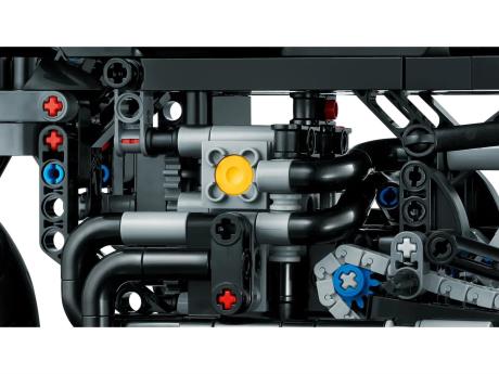 Конструктор LEGO Techniс Бетмен Бетцикл 641 деталь (42155) - фото 0