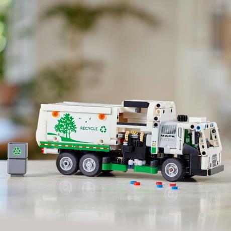 Конструктор LEGO Technic Сміттєвоз Mack LR Electric 503 деталі (42167) - фото 7