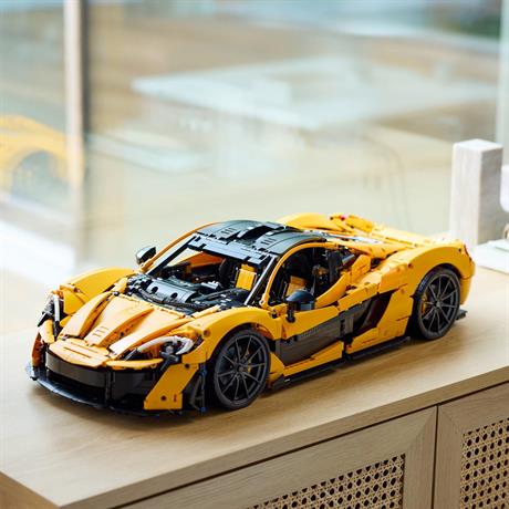 Конструктор LEGO Technic McLaren P1 3893 деталі (42172) - фото 2