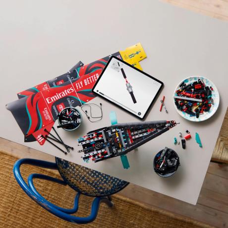 Конструктор LEGO Technic Яхта Emirates Team New Zealand AC75 962 деталі (42174) - фото 9