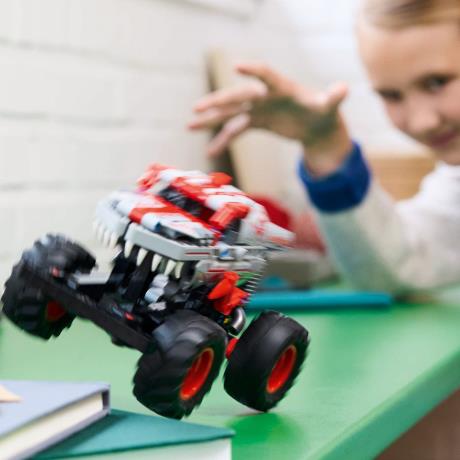 Конструктор LEGO Technic Monster Jam ThunderROARus с инерционным двигателем 232 детали (42200) - фото 6