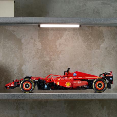 Конструктор LEGO Technic Автомобіль F1 Ferrari SF-24 1361 деталь (42207) - фото 10