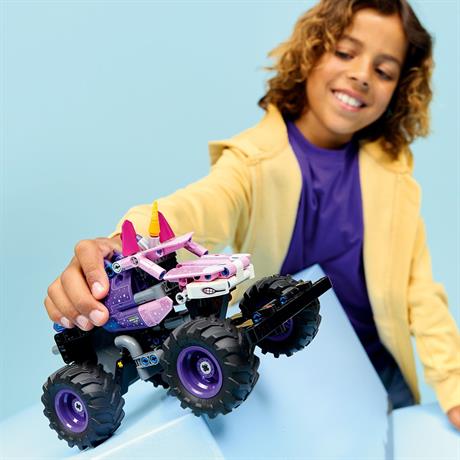 Конструктор LEGO Technic Monster Jam™ Sparkle Smash™ с функцией «Pull-Back» 243 Детали(42220) - фото 4