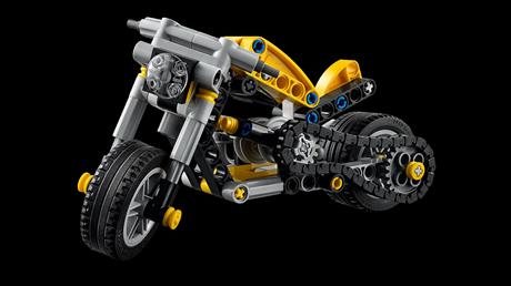 Конструктор LEGO Technic Жёлтый мотоцикл 151 деталь (42225) - фото 11