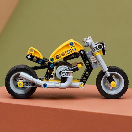 Конструктор LEGO Technic  Жовтий мотоцикл 151 Деталь  (42225) - фото 13