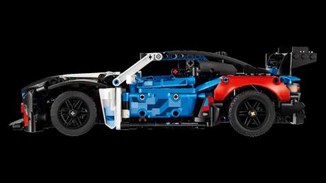 Конструктор LEGO® Technic Автомобиль для гонок BMW M4 GT3 EVO 747 деталей (42226) - фото 12