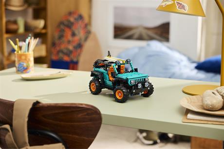 Конструктор LEGO® Technic Внедорожник Jeep® Wrangler Rubicon 723 детали  (42227) - фото 17