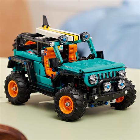 Конструктор LEGO® Technic Внедорожник Jeep® Wrangler Rubicon 723 детали  (42227) - фото 18