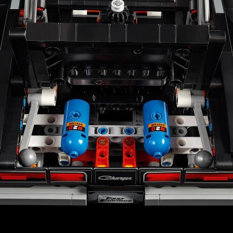 Конструктор LEGO® Technic Форсаж Автомобіль Dodge Charger R/T, 1516 деталей (42231) - фото 12