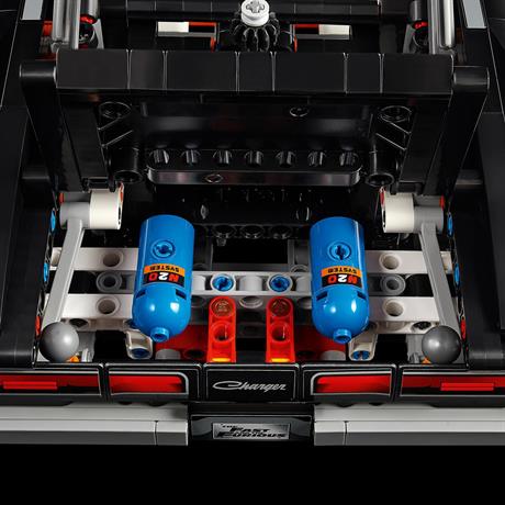 Конструктор LEGO® Technic Форсаж Автомобіль Dodge Charger R/T, 1516 деталей (42231) - фото 15