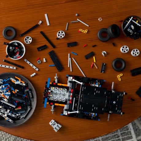 Конструктор LEGO® Technic Форсаж Автомобіль Dodge Charger R/T, 1516 деталей (42231) - фото 18