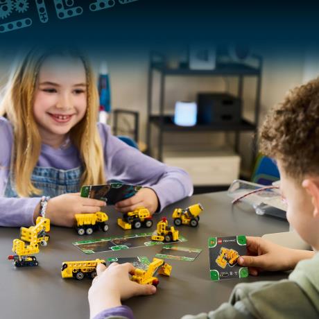Конструктор LEGO® Technic Потужні машини (42233) - фото 6