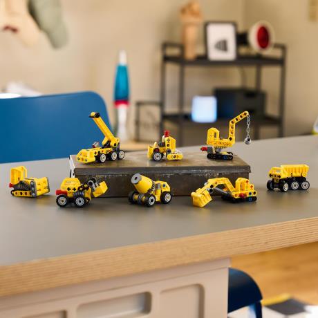 Конструктор LEGO® Technic Потужні машини (42233) - фото 19