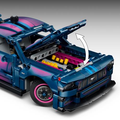 Конструктор LEGO® Technic Тюнінг-гараж з автомобілем Ford Mustang GT  Іграшка (42236) - фото 10