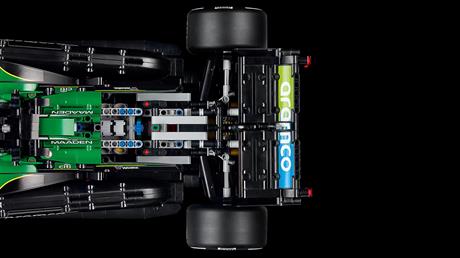 Конструктор LEGO® Technic Автомобіль «Формула-1» Aston Martin Aramco AMR25 (42240) - фото 17