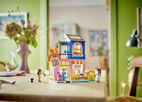 Конструктор LEGO Friends Крамниця вінтажного одягу 409 деталей (42614) - фото 0
