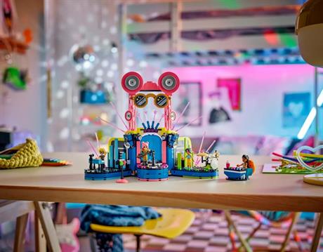 Конструктор LEGO Friends Музичне шоу талантів Хартлейк-Сіті 669 деталей (42616) - фото 0