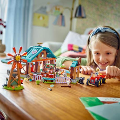 Конструктор LEGO Friends Притулок для сільськогосподарських тварин 489 деталей (42617) - фото 5