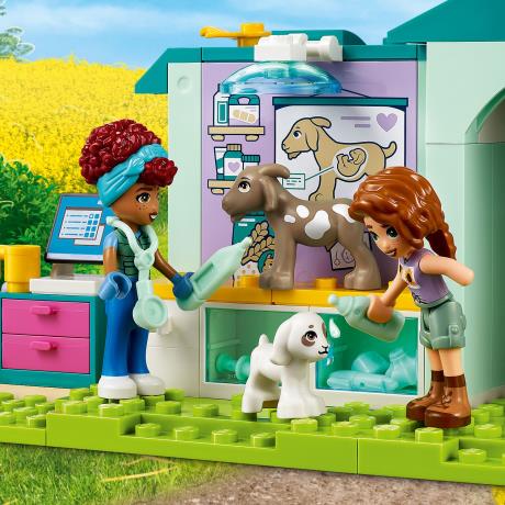 Конструктор LEGO Friends Ветеринарна клініка для сільськогосподарських тварин 161 деталь (42632) - фото 3