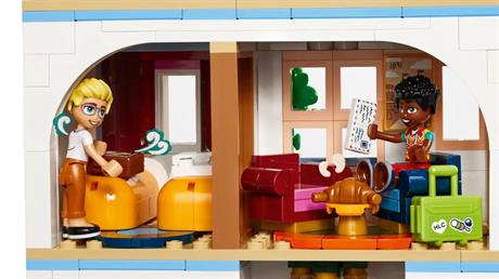 Конструктор LEGO Friends Замковий готель Ночівля і сніданок (42638) - фото 0