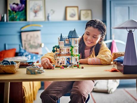 Конструктор LEGO Friends Замковий готель Ночівля і сніданок (42638) - фото 0
