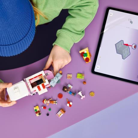 Конструктор LEGO® Friends Грузовик с пиццей Игровой набор, 190 деталей (42694) - фото 8