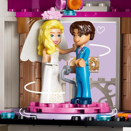 Конструктор LEGO® Friends Гранд-готель у Хартлейк-Сіті, 1406 деталей (42704) - фото 4
