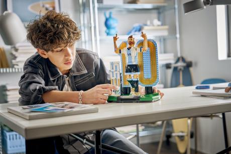 Конструктор LEGO® Editions Ліонель Мессі — легенда футболу, 958 деталей (43015) - фото 10