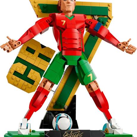 Конструктор LEGO® Editions Кріштіану Роналду — легенда футболу, 854 деталі (43016) - фото 2