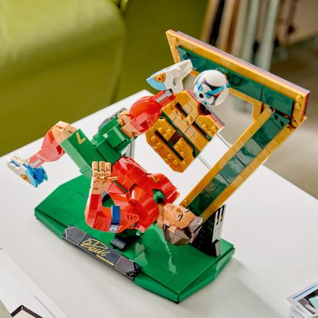 Конструктор LEGO® Editions Кріштіану Роналду — легенда футболу, 854 деталі (43016) - фото 5