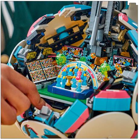 Конструктор LEGO® Editions Футбольный мяч 1498 деталей (43019) - фото 10