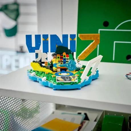 Конструктор LEGO® Editions Вінісіус Жуніор — найкращі моменти футбольних матчів, 510 деталей (43027) - фото 5