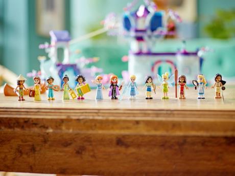 Конструктор LEGO Disney Зачарований будиночок на дереві 1016 деталей (43215) - фото 0