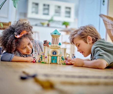 Конструктор LEGO Disney Замок короля Маґніфіко 613 деталей (43224) - фото 0