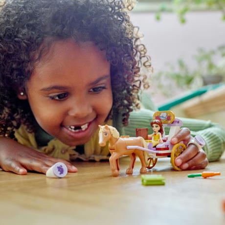 Конструктор LEGO Disney Казкова карета Белль 62 деталі (43233) - фото 8