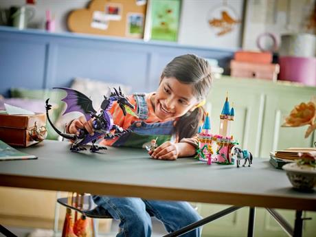 Конструктор LEGO DREAMZzz Драконяча форма Малефісенти 583 деталі (43240) - фото 0