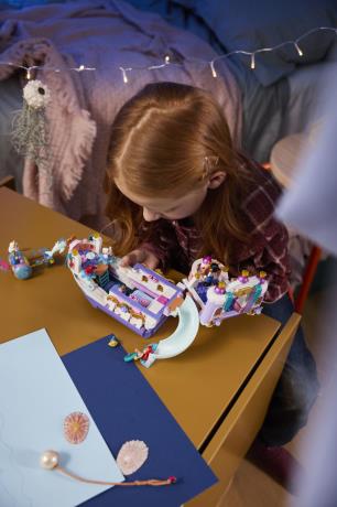 Конструктор LEGO® Disney Принцеса Королівський весільний човен Аріель, 519 деталей (43299) - фото 4