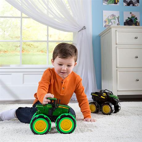 Машинка Трактор John Deere Kids Monster Treads с большими светящимися колесами (46434) - фото 3