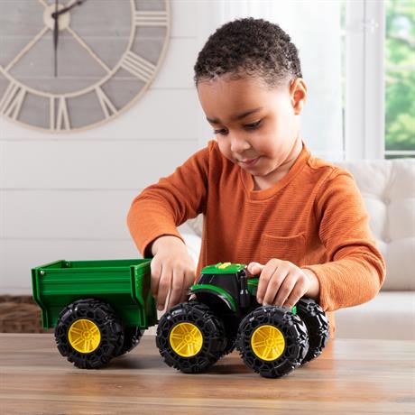 Машинка Трактор John Deere Kids Monster Treads с прицепом и большими колесами (47353) - фото 7