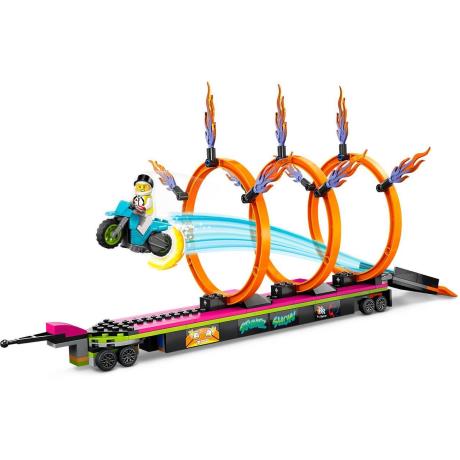 Конструктор LEGO City Stuntz Завдання із каскадерською вантажівкою та вогняним колом 479 деталей (60357) - фото 4