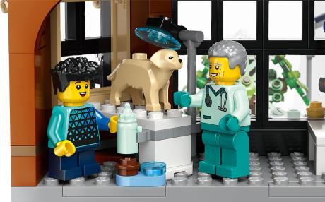 Конструктор LEGO City Центр міста 2010 деталей (60380) - фото 0